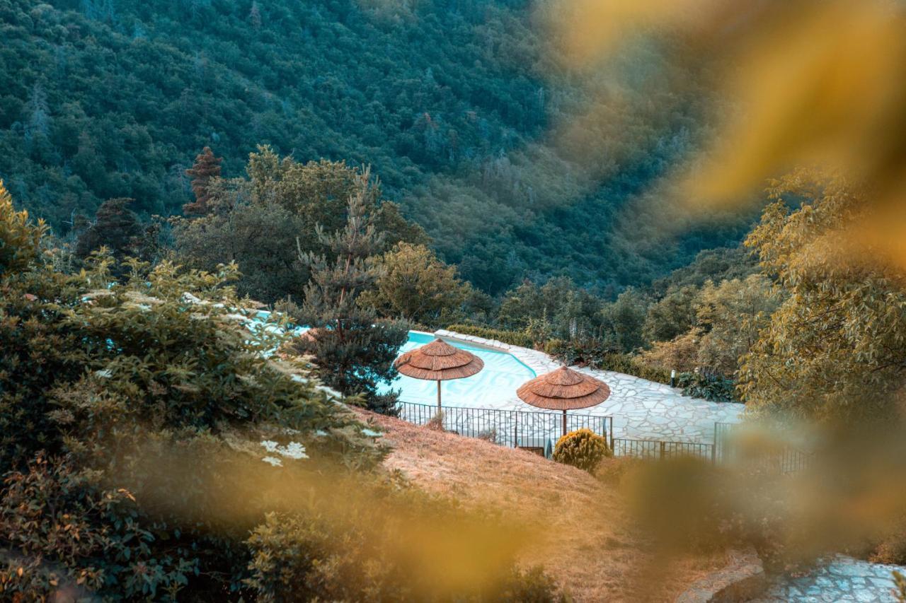 Maison D'Hotes Le Hameau De La Mure Saint-Laurent-du-Pape Екстериор снимка