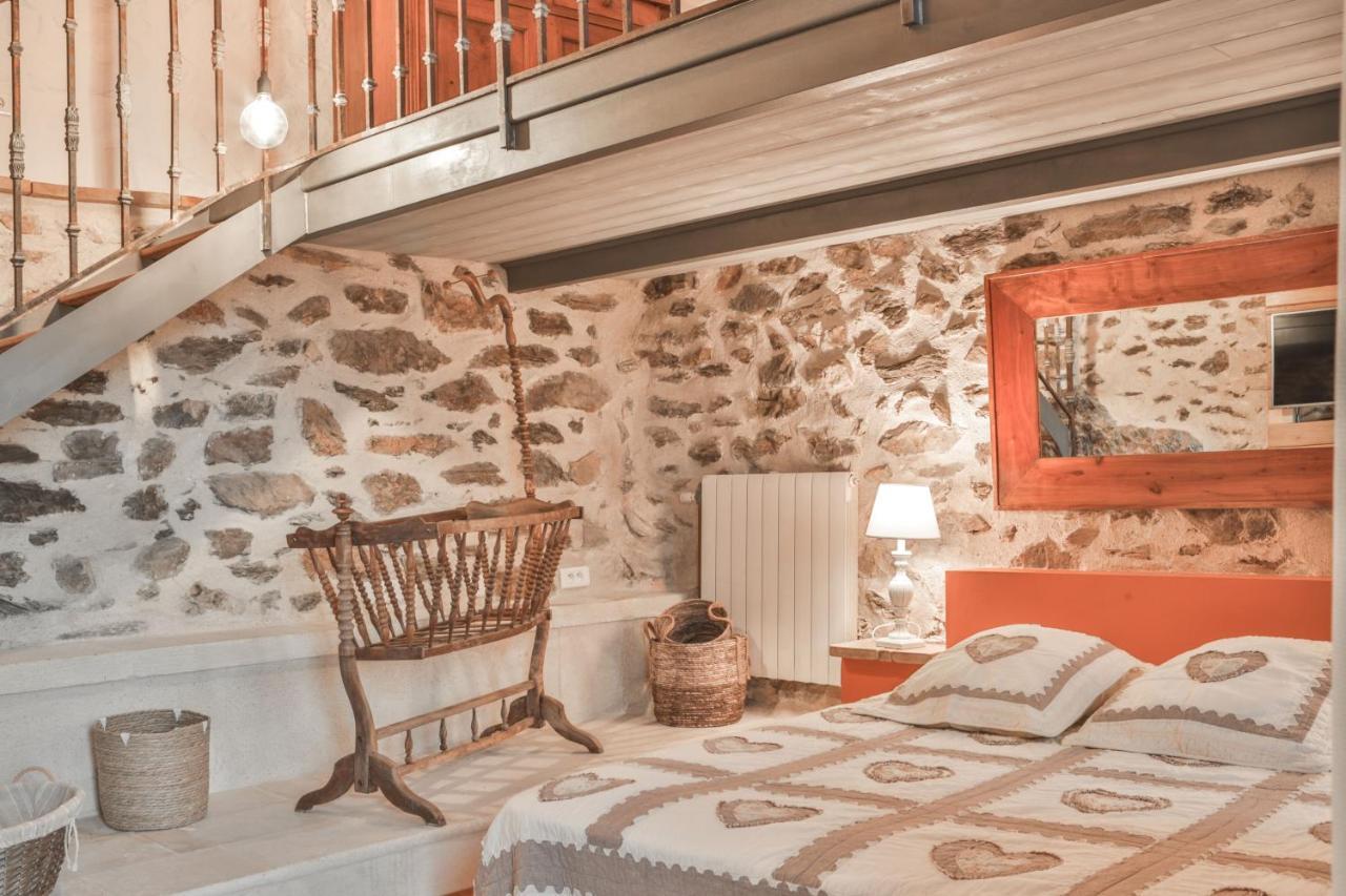 Maison D'Hotes Le Hameau De La Mure Saint-Laurent-du-Pape Екстериор снимка