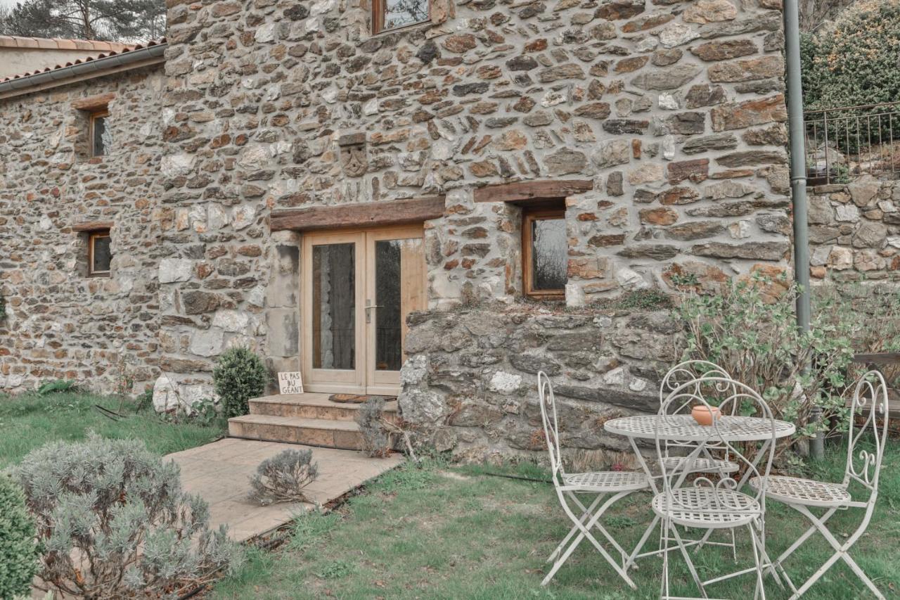 Maison D'Hotes Le Hameau De La Mure Saint-Laurent-du-Pape Екстериор снимка