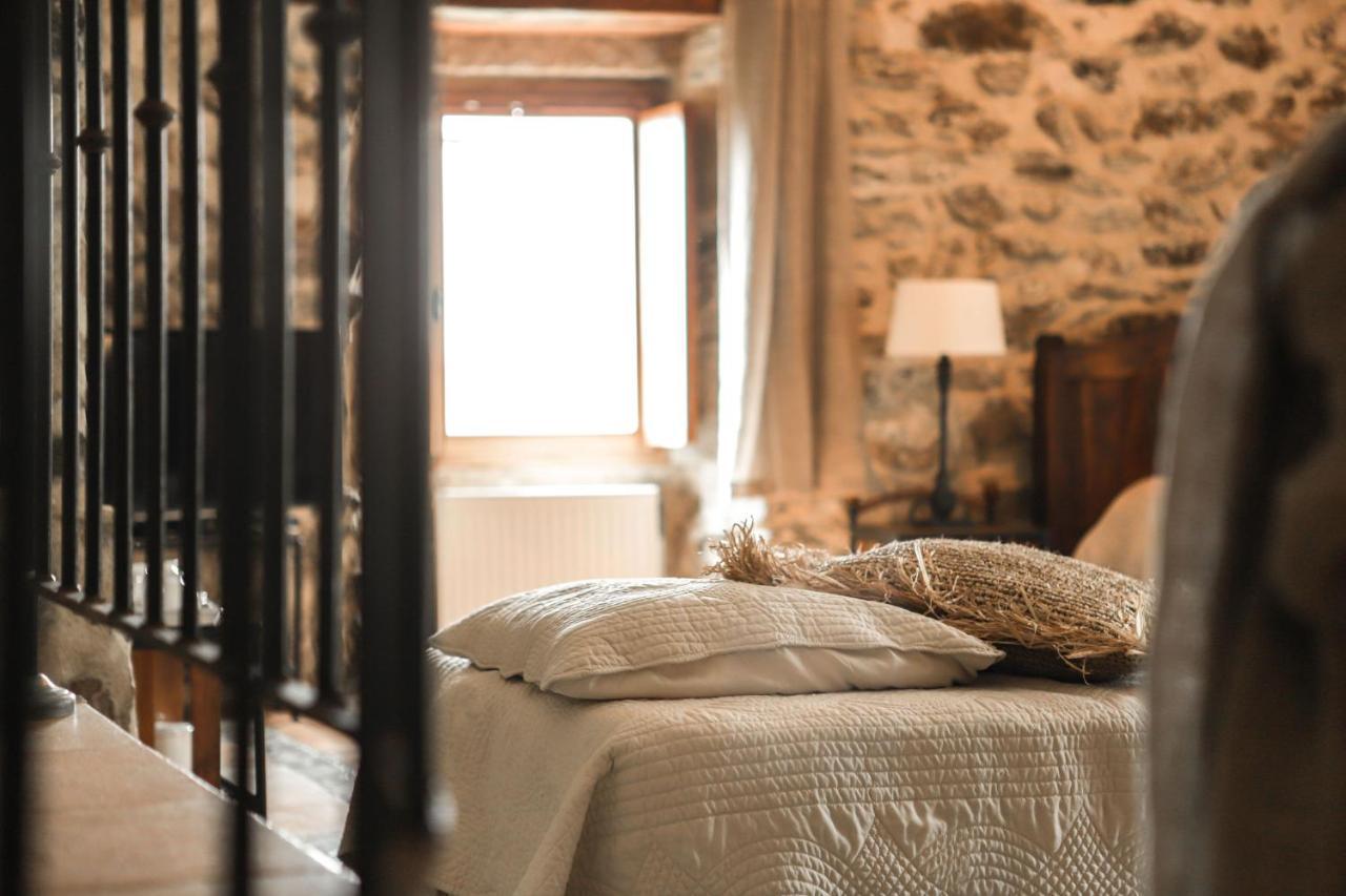 Maison D'Hotes Le Hameau De La Mure Saint-Laurent-du-Pape Екстериор снимка